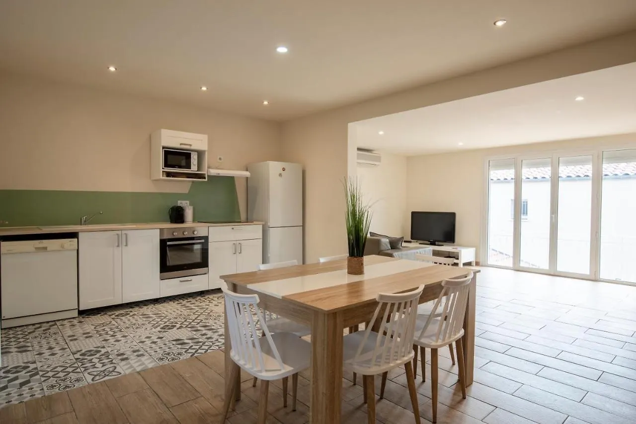 Villa De 200 M2 Avec Piscine Proche Du Centre-Ville Avignon 0*,